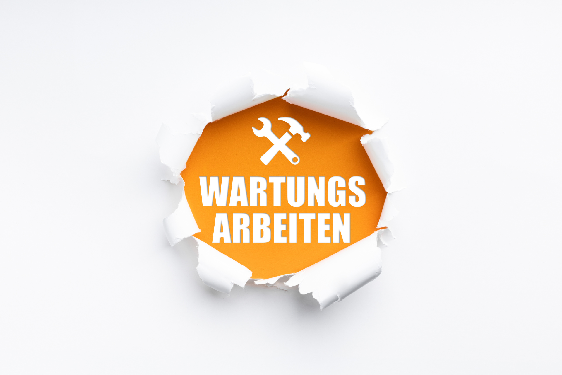 torn paper : wartungsarbeiten